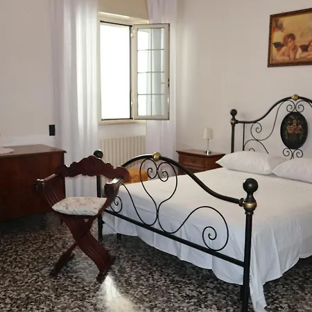 Casa Vacanza Da Nonna Tetta Hébergement de vacances *